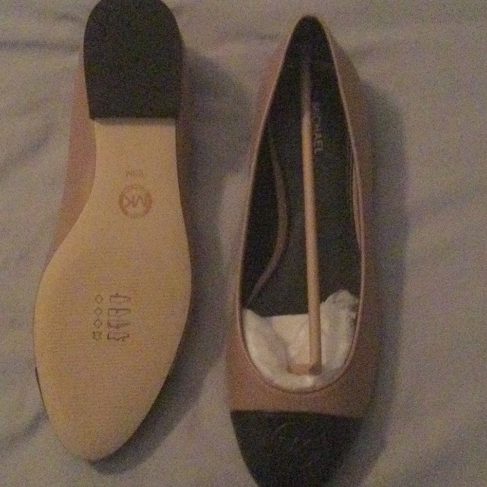 Michael Korean Flats